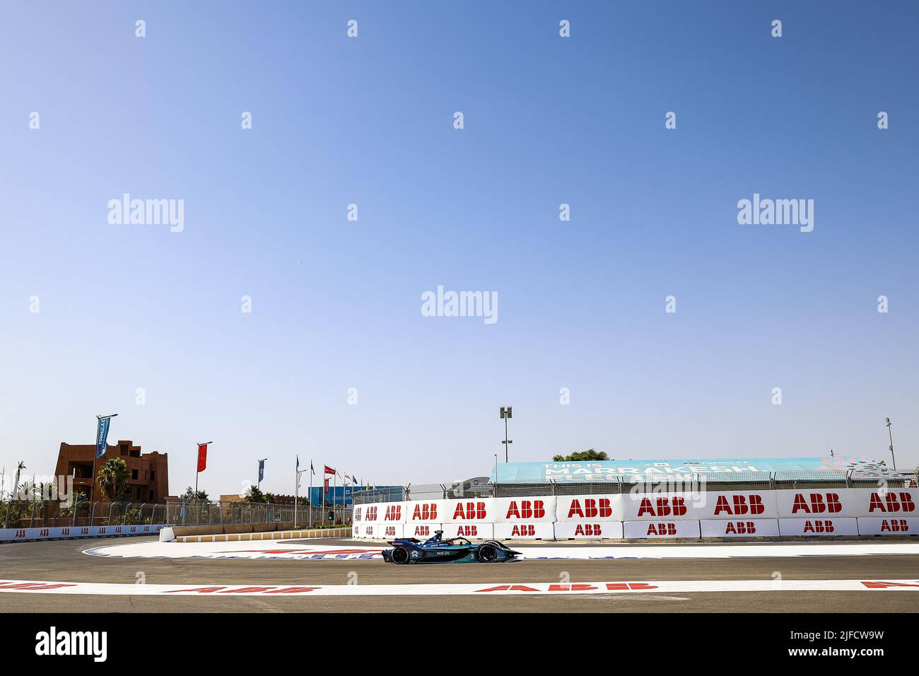 Marrakesch, Marokko. 01.. Juli 2022. 03 TURVEY Oliver (gbr), NIO 333 FE Team, Nio 333 001, Aktion während des Marrakesch ePrix 2022, 7. Treffen der ABB FIA Formel E Weltmeisterschaft 2021-22, auf dem Circuit International Automobile Moulay El Hassan vom 30. Juni bis 2. Juli, in Marrakesch, Marokko - Foto: Gregory Lenormand/DPPI/LiveMedia Kredit: Independent Photo Agency/Alamy Live News Stockfoto