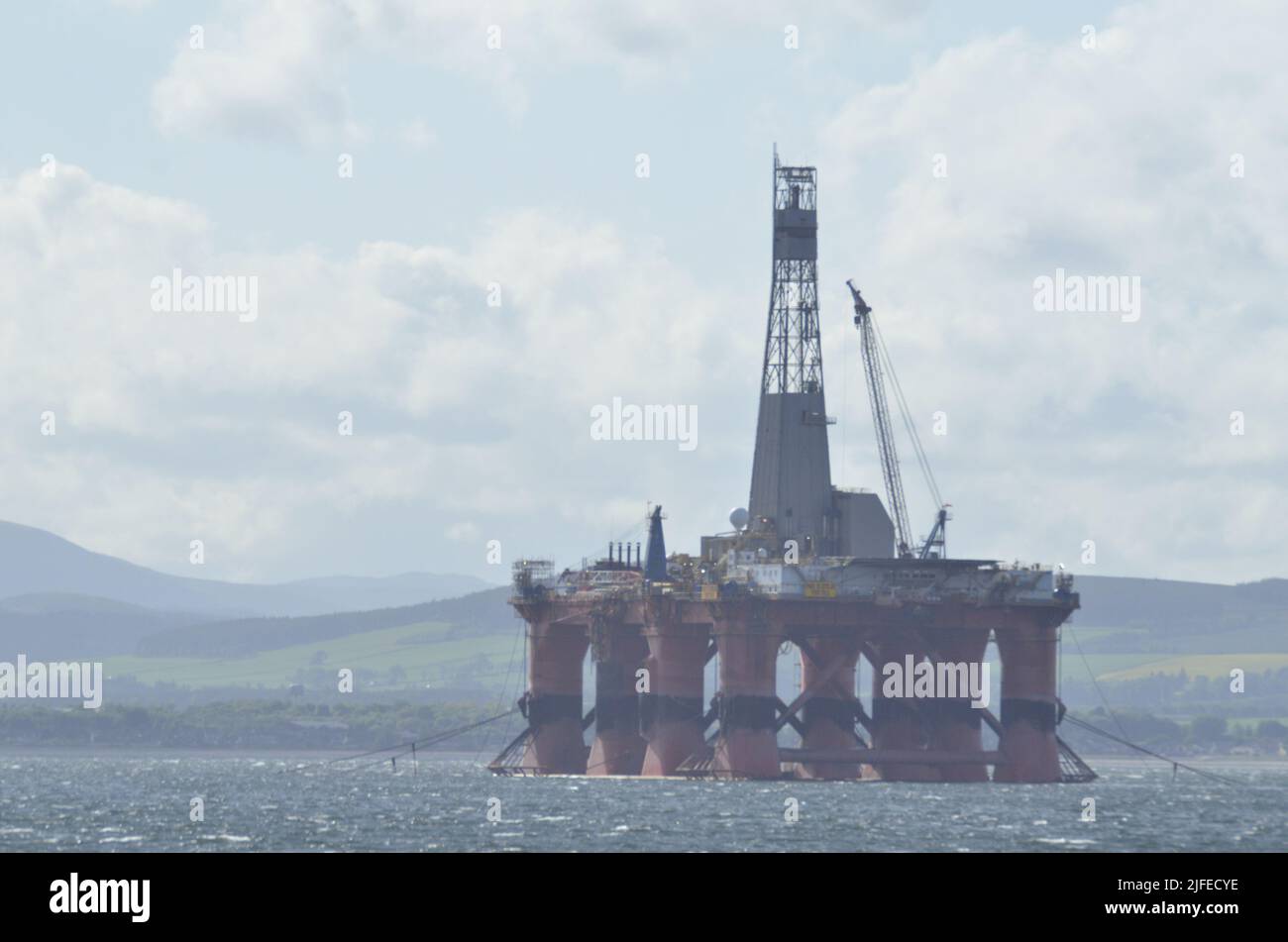 Öl- und Gasplattformen im Cromarty Firth in Easter Ross, Schottland, Großbritannien Stockfoto