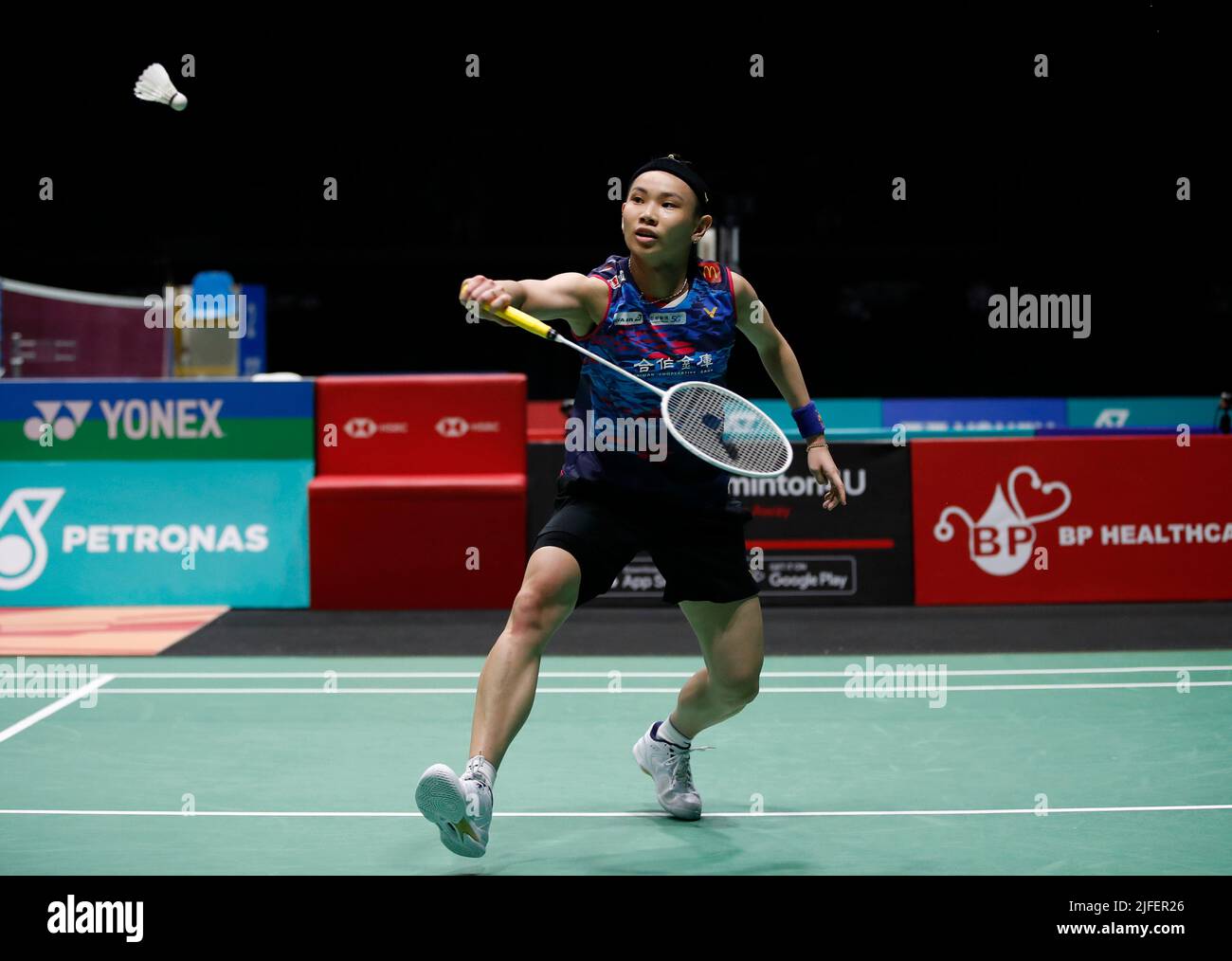 Tai Tzu Ying aus Taiwan tritt beim Halbfinalspiel der Petronas Malaysia Open 2022 in der Axiata Arena, Bukit Jalil, gegen Chen Yu Fei aus China an. (Foto von Wong Fok Loy / SOPA Images/Sipa USA) Stockfoto