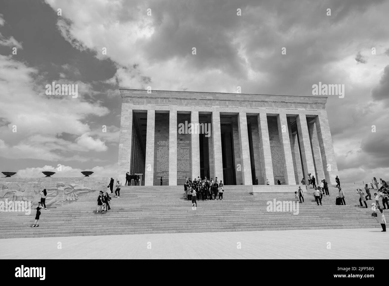 Anitkabir und Menschen. Mustafa Kemal Atatürks Mausoleum in Ankara. 10 kasim oder 10.. november Hintergrundbild. Ankara Türkei - 5.16.2022 Stockfoto