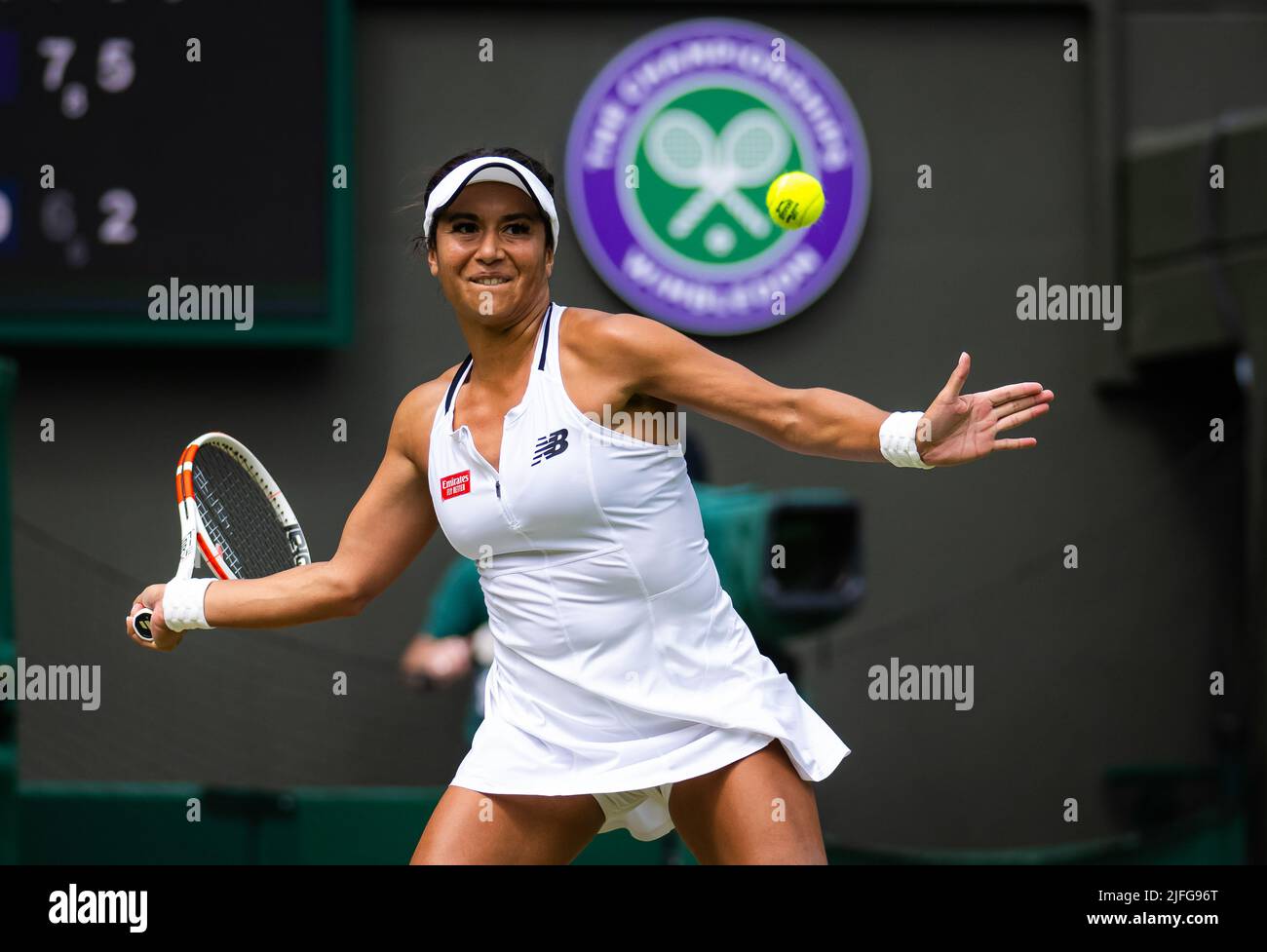 Heather Watson aus Großbritannien im Einsatz gegen Kaja Juvan aus Slowenien während der dritten Runde der Wimbledon Championships 2022, Grand Slam Tennisturnier am 1. Juli 2022 im All England Lawn Tennis Club in Wimbledon bei London, England - Foto: Rob Prange/DPPI/LiveMedia Stockfoto