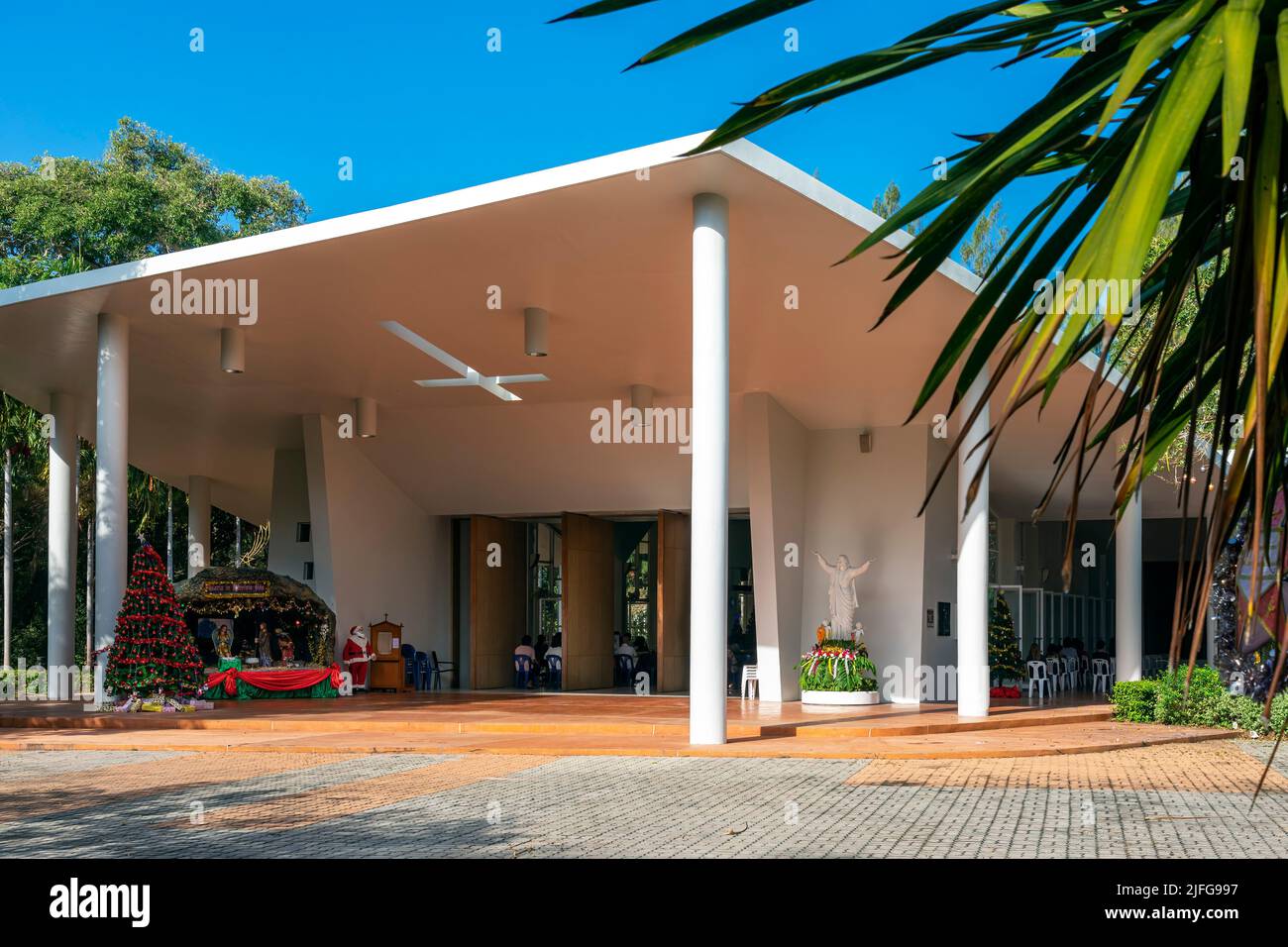 Annahme Katholische Kirche außen, Design, Landschaftsgestaltung, Banglamung Siam Country Club, Pattaya, Chonburi, Thailand Stockfoto