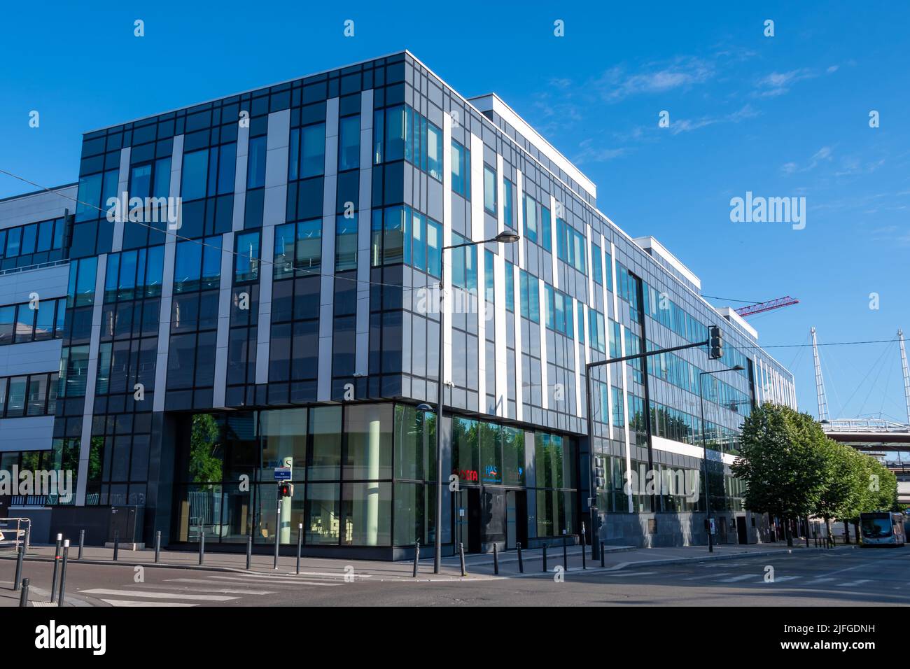 Außenansicht des Gebäudes mit Sitz der Haute Autorité de Santé (HAS), der unabhängigen französischen Gesundheitsbehörde Stockfoto