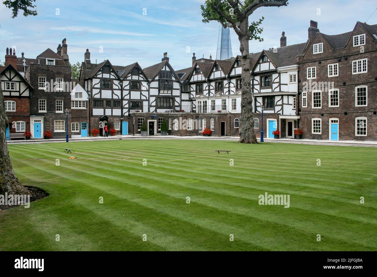 Eine wunderschöne Aufnahme von Häusern auf dem Gelände von Windsor Castle, London, Großbritannien Stockfoto