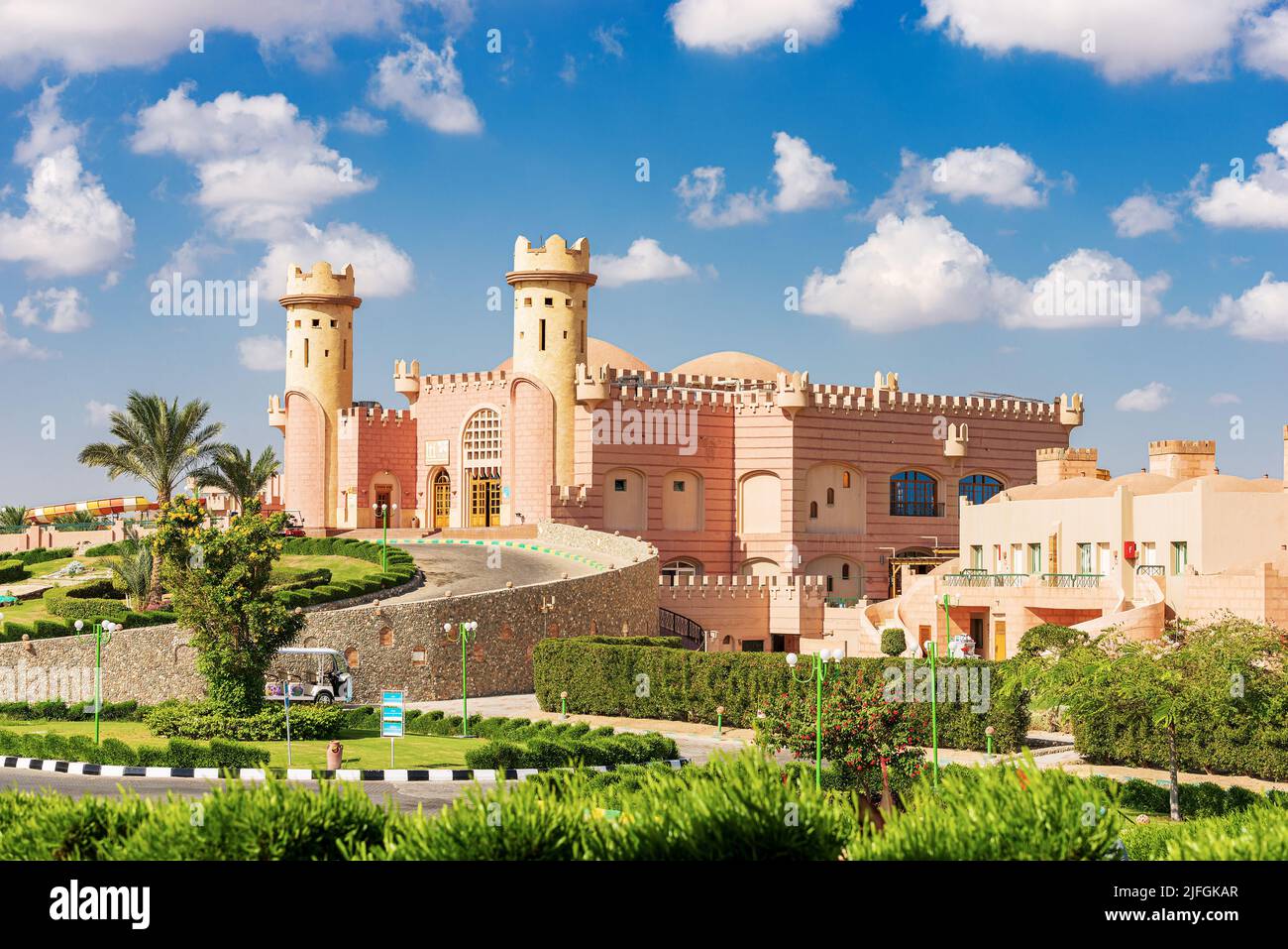 lti Akassia Beach Resort, Hotel an der Küste des Roten Meeres, das von vielen europäischen Touristen besucht wird, zwischen der Stadt El Quseir und Marsa Alam. Ägypten. Stockfoto