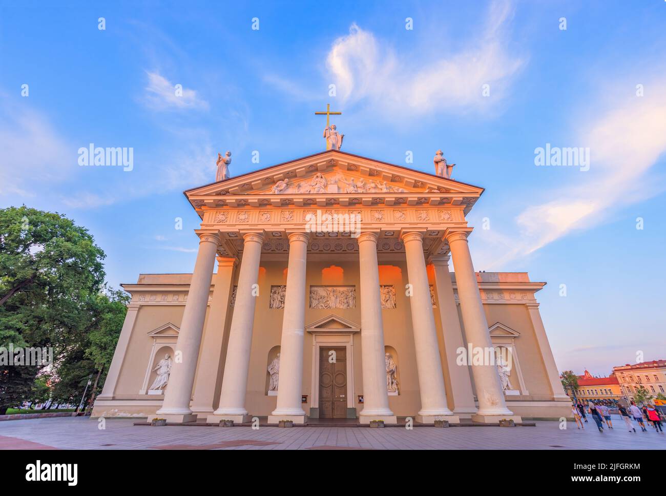 27. JUNI 2022: Nahaufnahme Ansicht der Kathedrale Basilika St. Stanislaus und St. Vladislav auf dem Domplatz, berühmtes Wahrzeichen Stockfoto