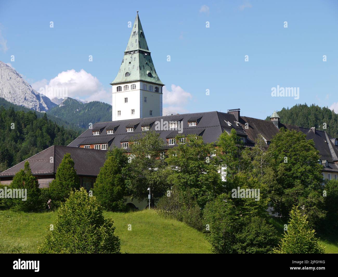 Das Schloss Elmau, in Bayern (Deutschland), ein Ort und der Ort des Summits von 48. G7, im Juni 2022 Stockfoto
