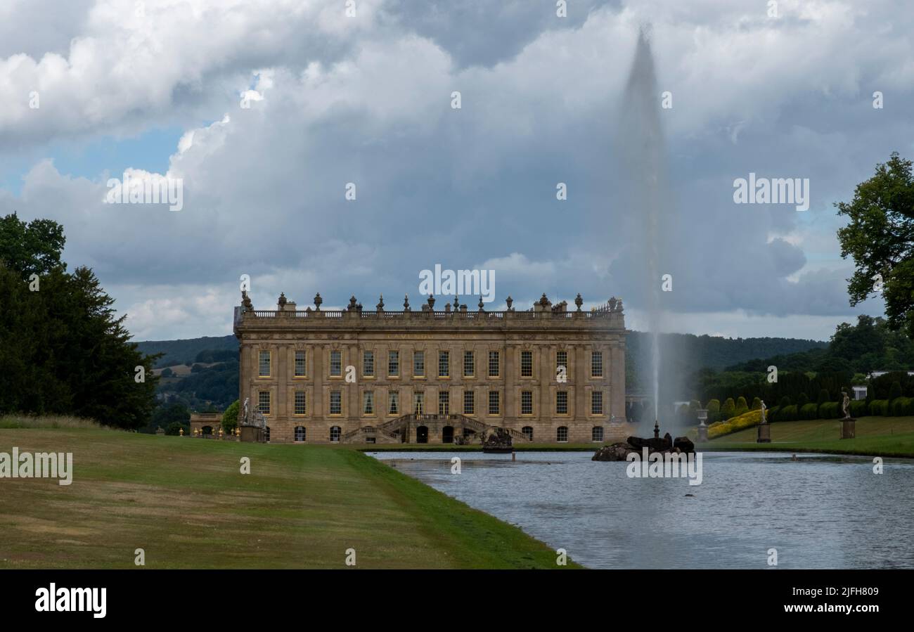 Chatsworth House, Derbyshire, England. Sitz des Herzogs und der Herzogin von Devonshire. Historisches Haus und Gärten Stockfoto