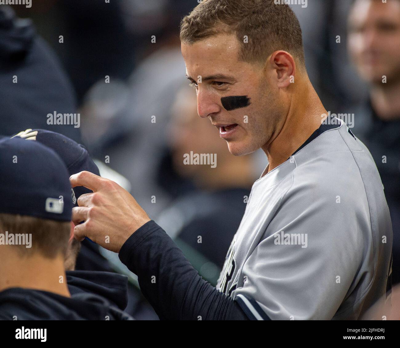 New York Yankees erster Baseman Anthony Rizzo (48) im Dugout während des vierten Innings des MLB-Spiels zwischen den New York Yankees und den Houston Stockfoto