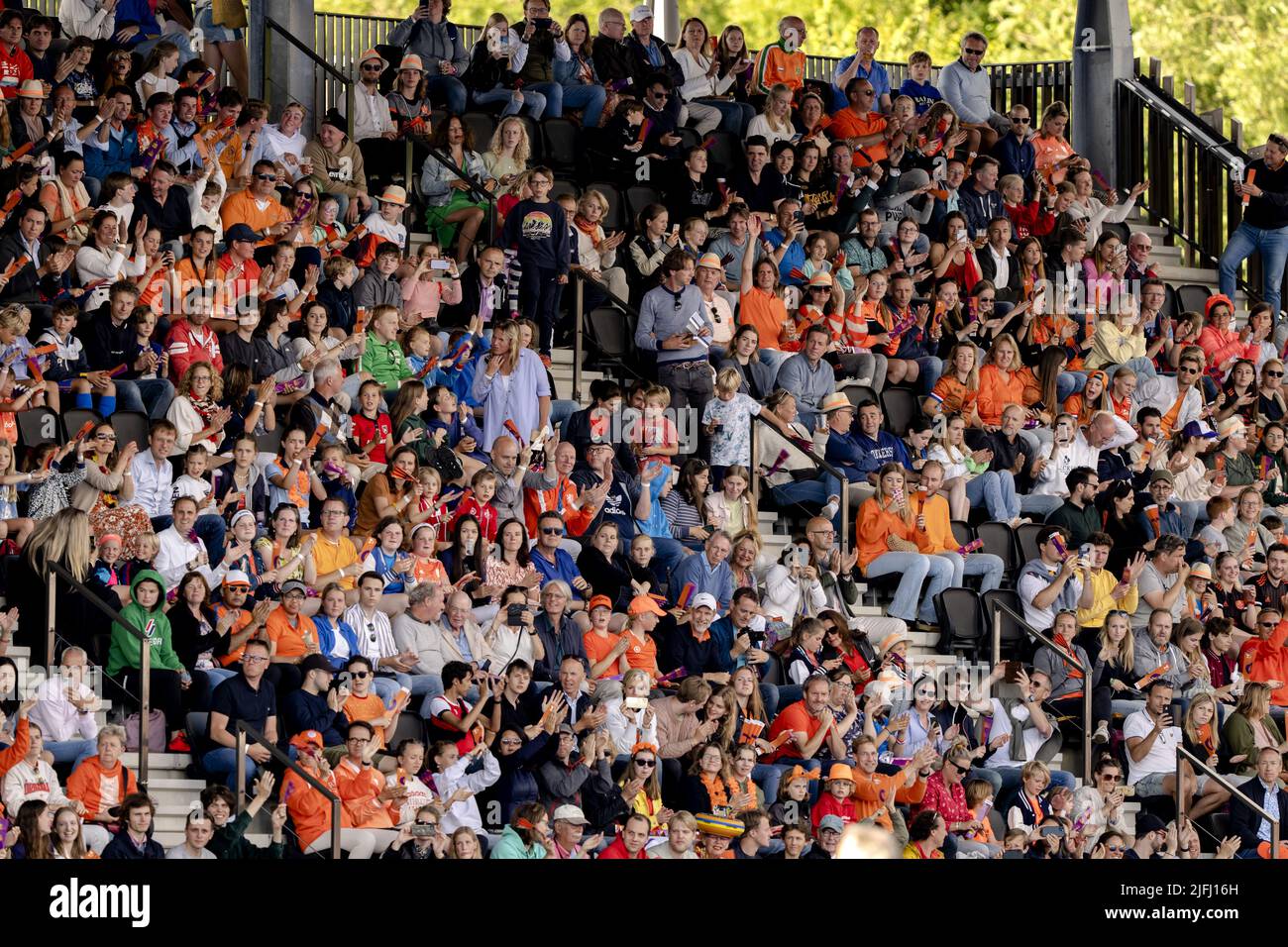 Silverstone, Großbritannien. 3.. Juli 2022. AMSTERDAM - Publikum während des Spiels zwischen Deutschland und den Niederlanden bei der Hockey-Weltmeisterschaft im Wagener-Stadion, am 3. Juli 2022 in Amsterdam. ANP SANDER KING Credit: ANP/Alamy Live News Stockfoto