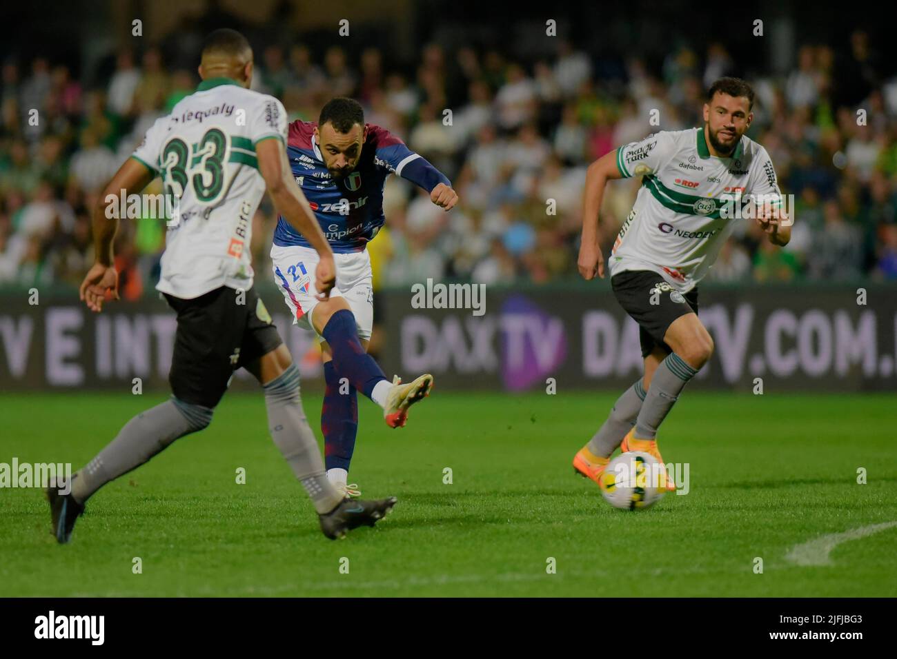 Curitiba, Brasilien. 03.. Juli 2022. Moses während Coritiba und Fortaleza. Spiel gültig für die 15. Runde der Brasilianischen Meisterschaft 2022. Major Antônio Couto Pereira Stadion in Curitiba, Pr. Kredit: Reinaldo Reginato/FotoArena/Alamy Live Nachrichten Stockfoto