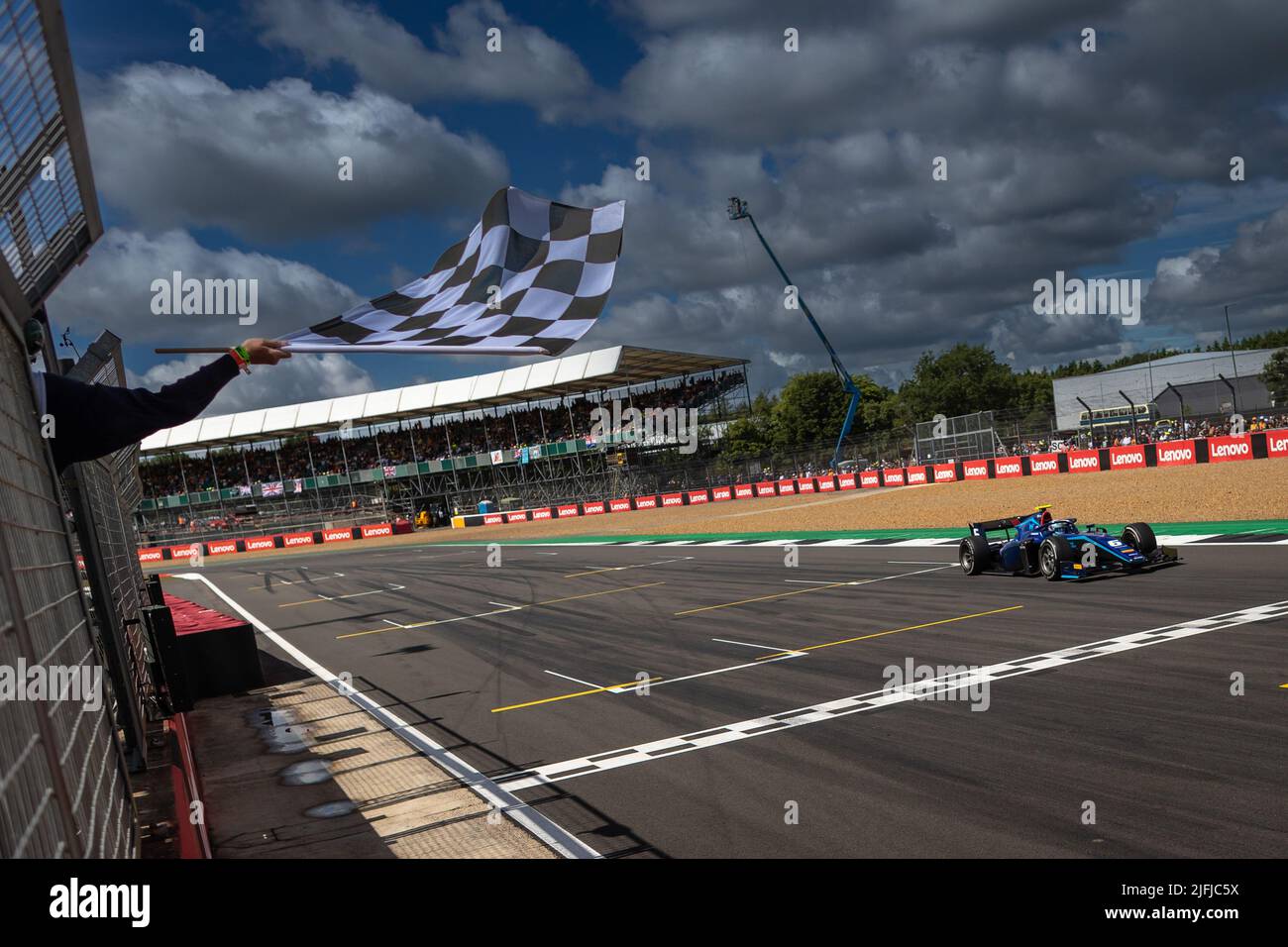 06 SARGEANT Logan (usa), Carlin, Dallara F2, Aktion während des 7.. Rennens der FIA Formula 2 Championship 2022, auf dem Silverstone Circuit, vom 1. Bis 3. Juli 2022 in Silverstone, Großbritannien - Foto: Sebastian Rozendaal/DPPI/LiveMedia Stockfoto