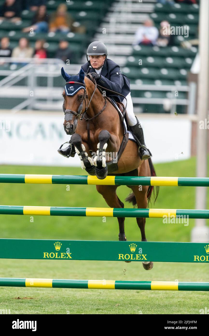 Calgary, Alberta, Kanada, 2022-07-03, Charlie Jacobs (USA) auf Gravin A, Spruce Meadows International Showjumping, Pan American Cup von Rolex. Stockfoto