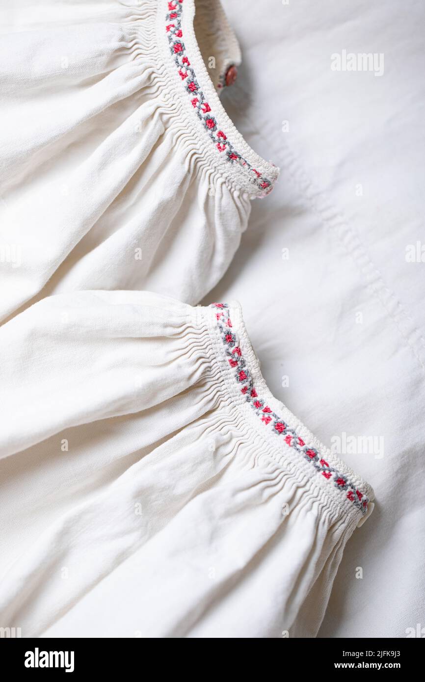 Traditionelle ukrainische Kleidung. Hintergrund Stockfoto