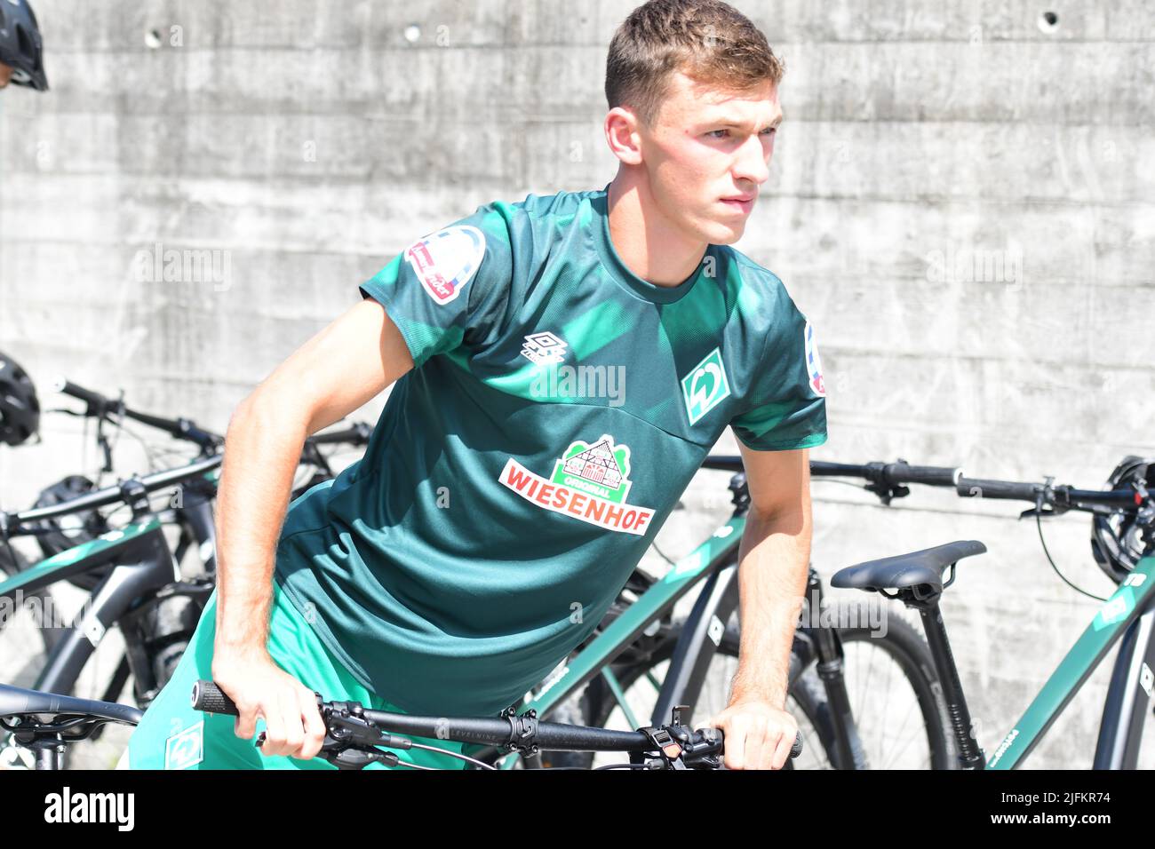 KSC karlsruher sc Freundschaftsspiel Werder Bremen 2. Liga 1. Liga Bundesliga Österreich Profifußball Stockfoto