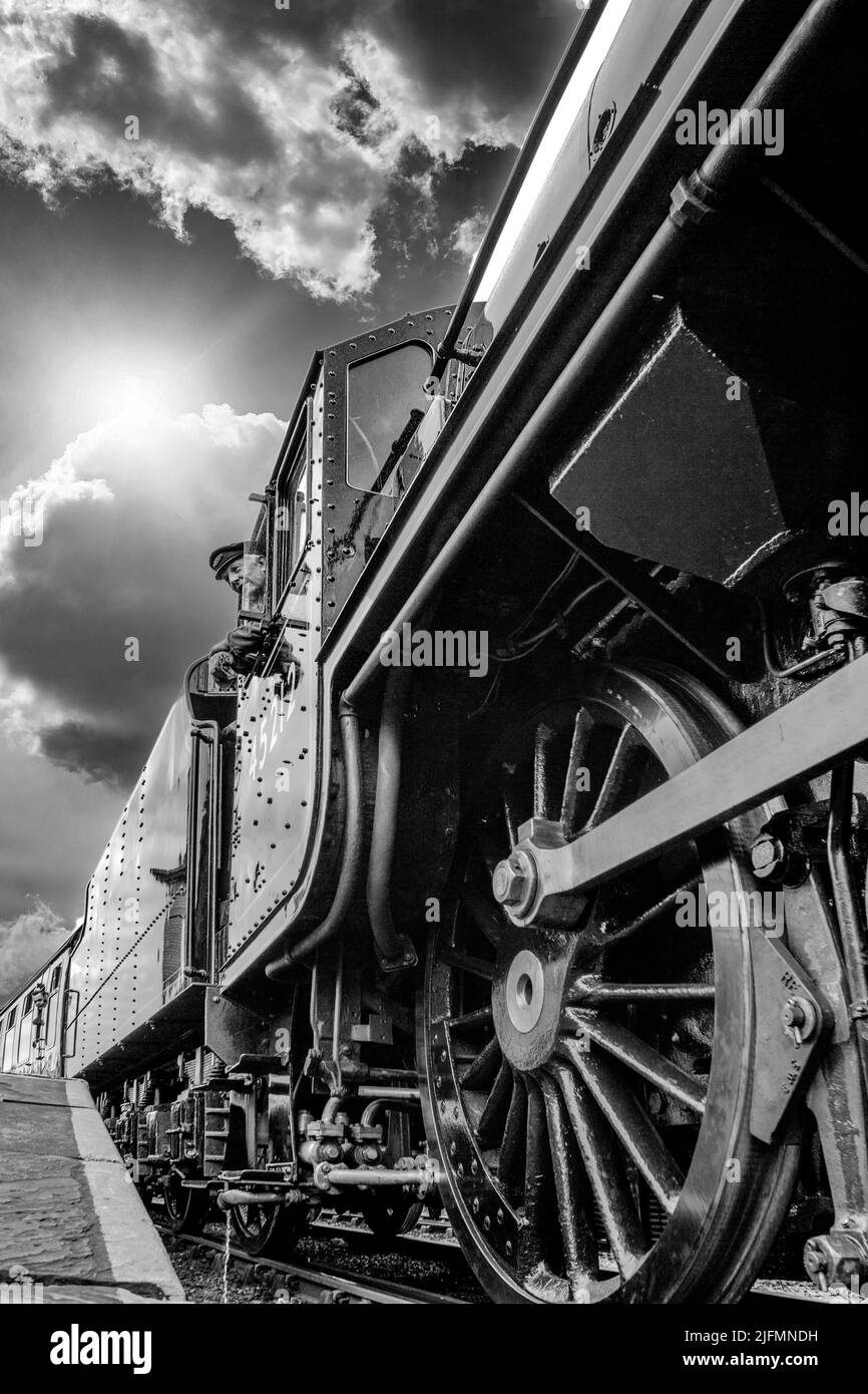 Die KWVR ist eine einzigartige 5 Meilen lange Zweigbahn im Herzen von West Yorkshire, die traditionelle Dampf- und Dieselzüge durch das atemberaubende Bront führt Stockfoto