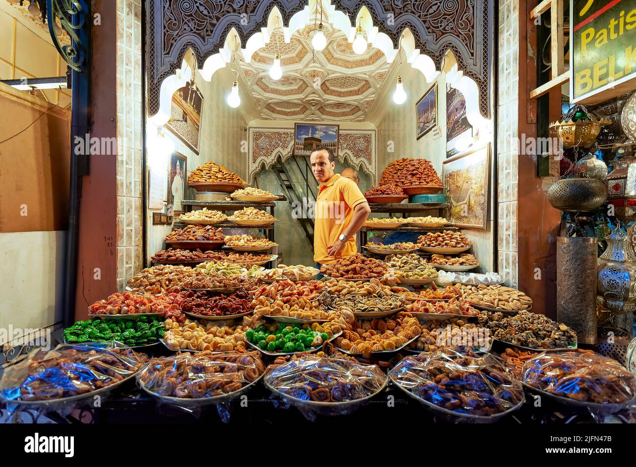 Marokko Marrakesch. Verkauf von getrockneten Früchten im Souk Stockfoto