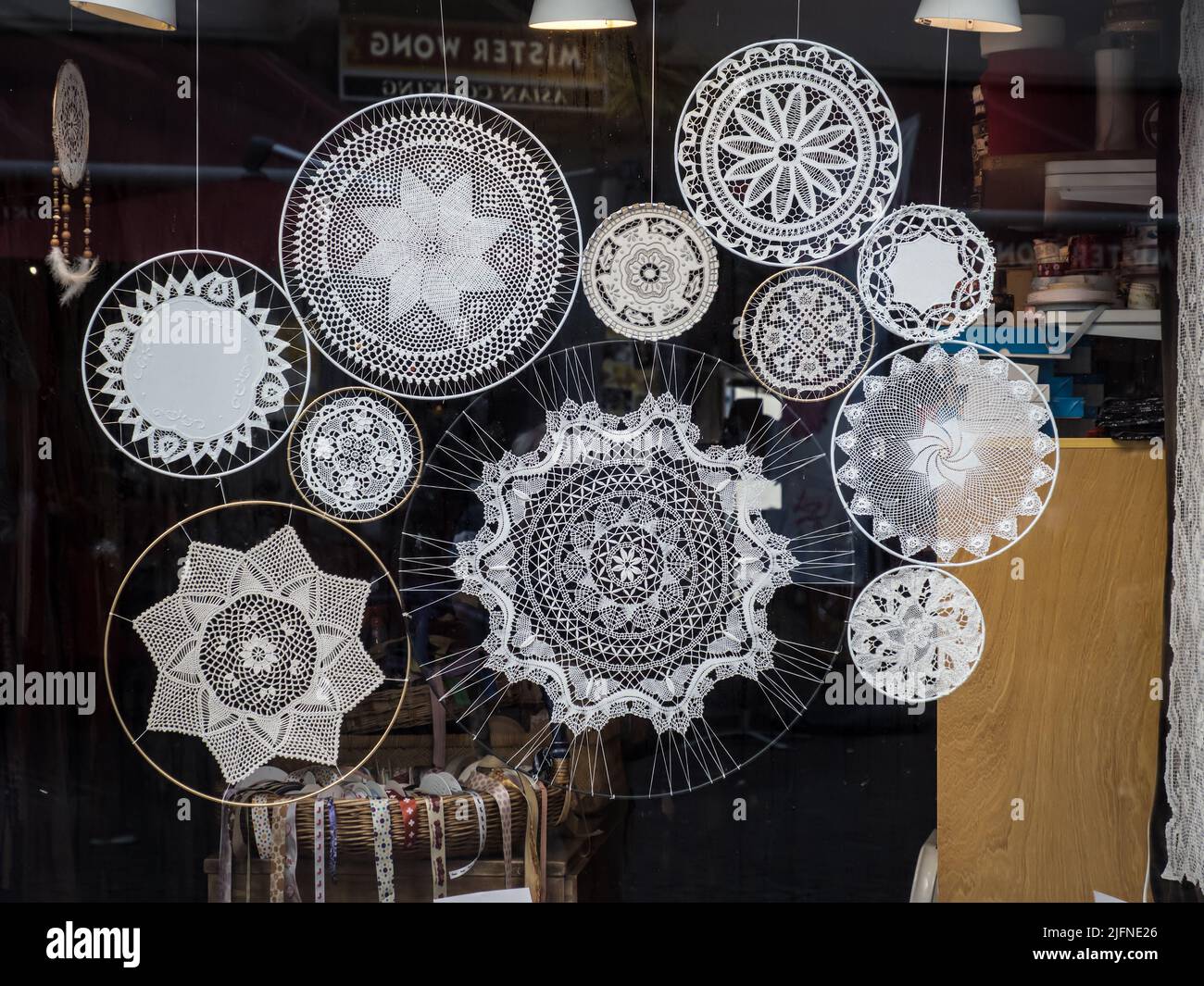 Lace Doily Store in Basel, Schweiz Stockfoto