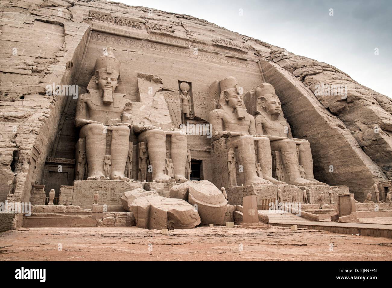 Der große Tempel von Ramesses II, Abu Simbel Tempelkomplex, Assuan Governorate, Oberägypten Stockfoto