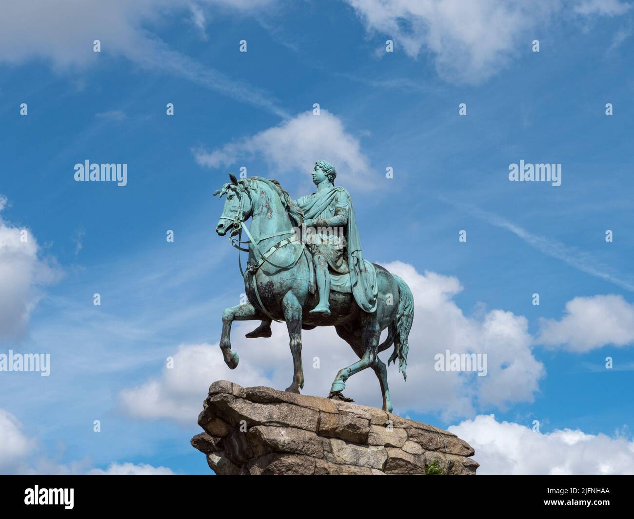 Die Kupferpferd-George-III-Statue (1831), von Richard Westmacott, Snow Hill, Windsor Great Park, Großbritannien. Stockfoto