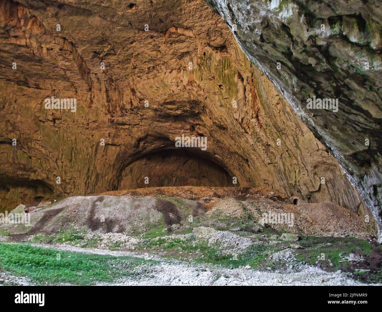 Innenraum devetashka Höhle in der Nähe von Lowetsch, Bulgarien Stockfoto