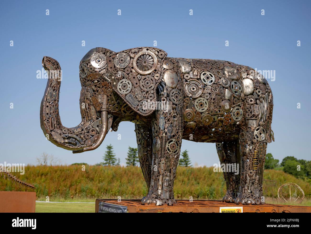 Das britische Eisenwerk Center, die Asiatische Elefantenausstellung/Skulptur Stockfoto