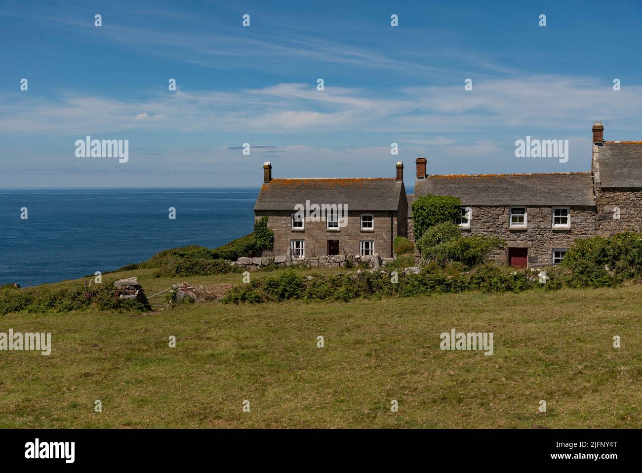 Cornwall, England, Großbritannien. 2022. Steinhäuser an der Nordküste von Cornwall. VEREINIGTES KÖNIGREICH Stockfoto