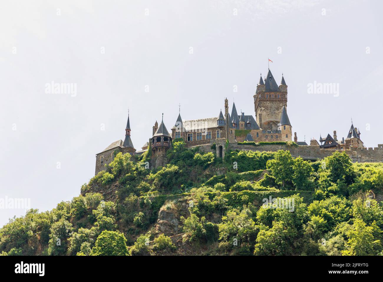 Cochem, eine deutsche Stadt an der Mosel im Landkreis Cochem-Zell, Rheinland-Pfalz, Deutschland. Die Stadt hat ein Schloss und Fachwerkgebäude. Stockfoto