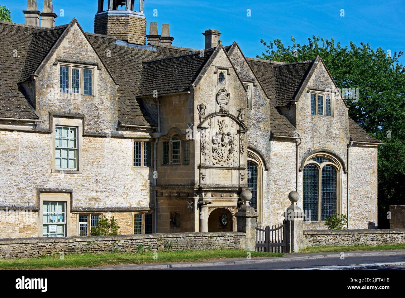 17. Century Hungerford Almshäuser in Corsham, Wiltshire, England, Großbritannien Stockfoto