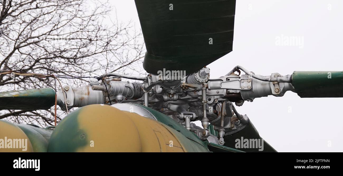Kiew, Ukraine 10. Dezember 2020: Militärhubschrauber MI-24V im Museum für militärische Ausrüstung für alle zu sehen Stockfoto