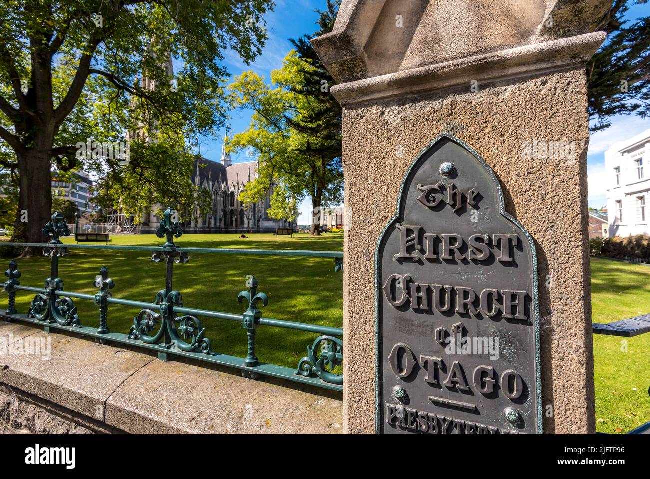 Nahaufnahme des ersten Eingangs der Kirche von Otago in Dunedin, Südinsel, Neuseeland Stockfoto