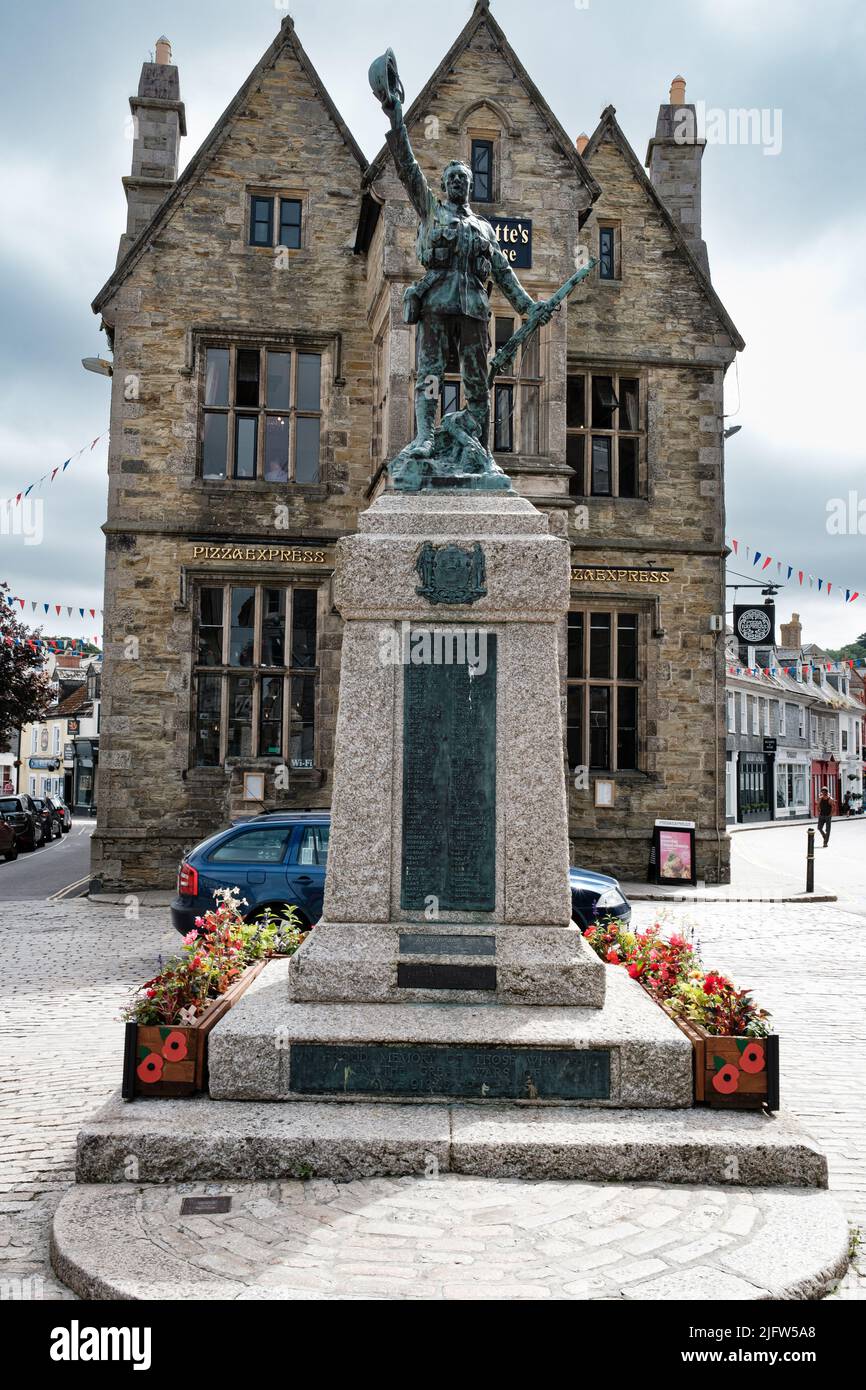 War Memorial in der Boscawen Street, Truro Stockfoto