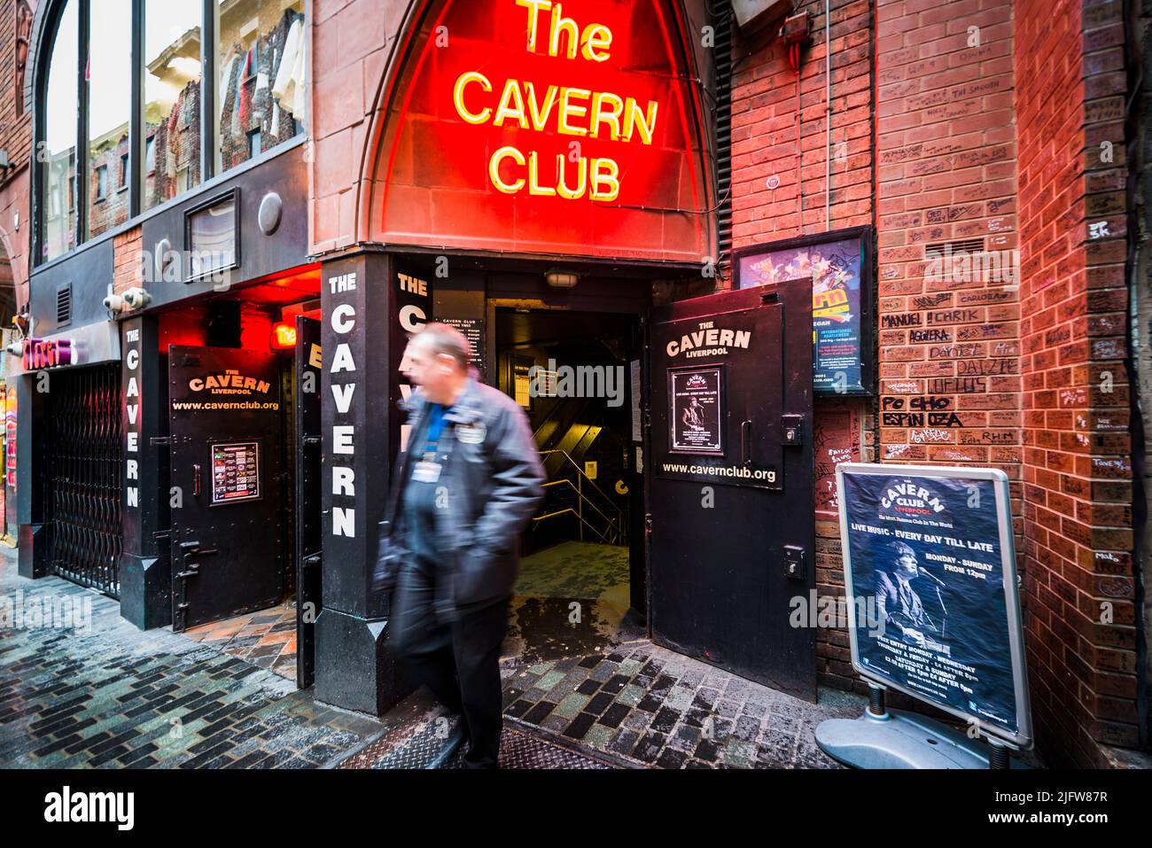 Eintritt zum Cavern Club in Mathew St. Liverpool, Merseyside, England, Großbritannien Stockfoto