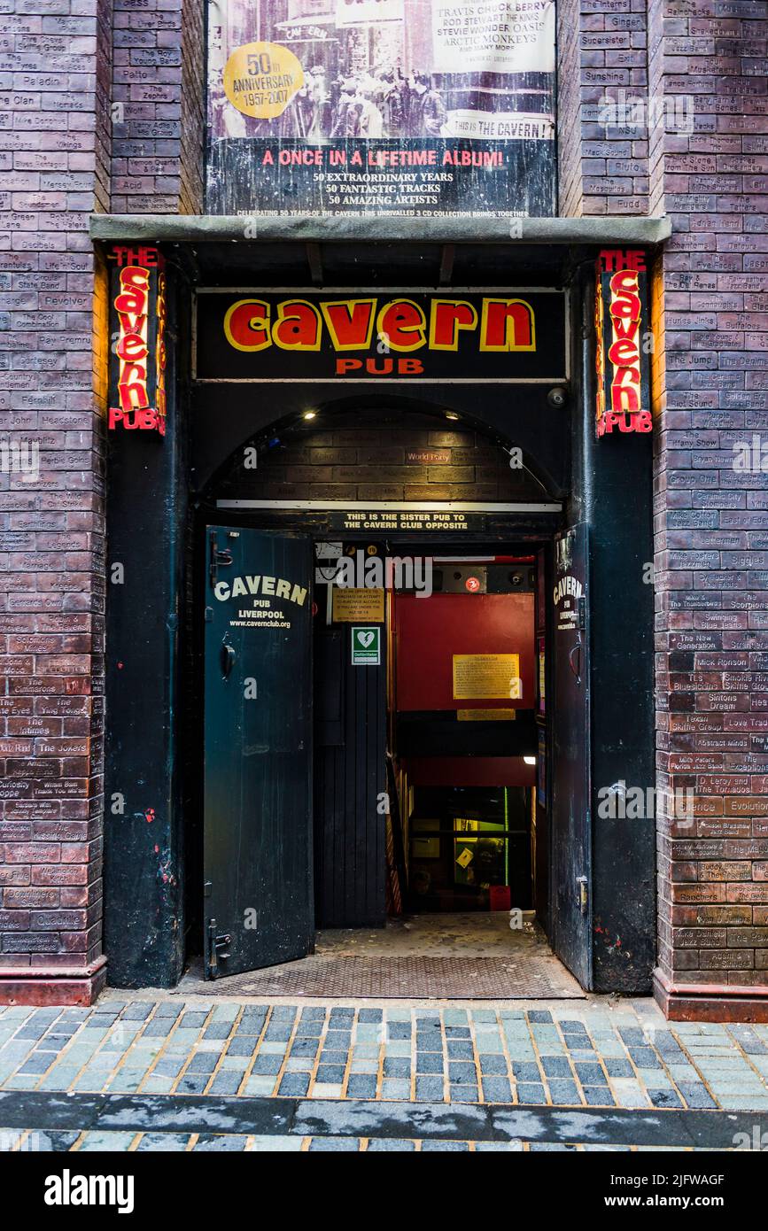 Eintritt zum Cavern Club in Mathew St. Liverpool, Merseyside, England, Großbritannien Stockfoto