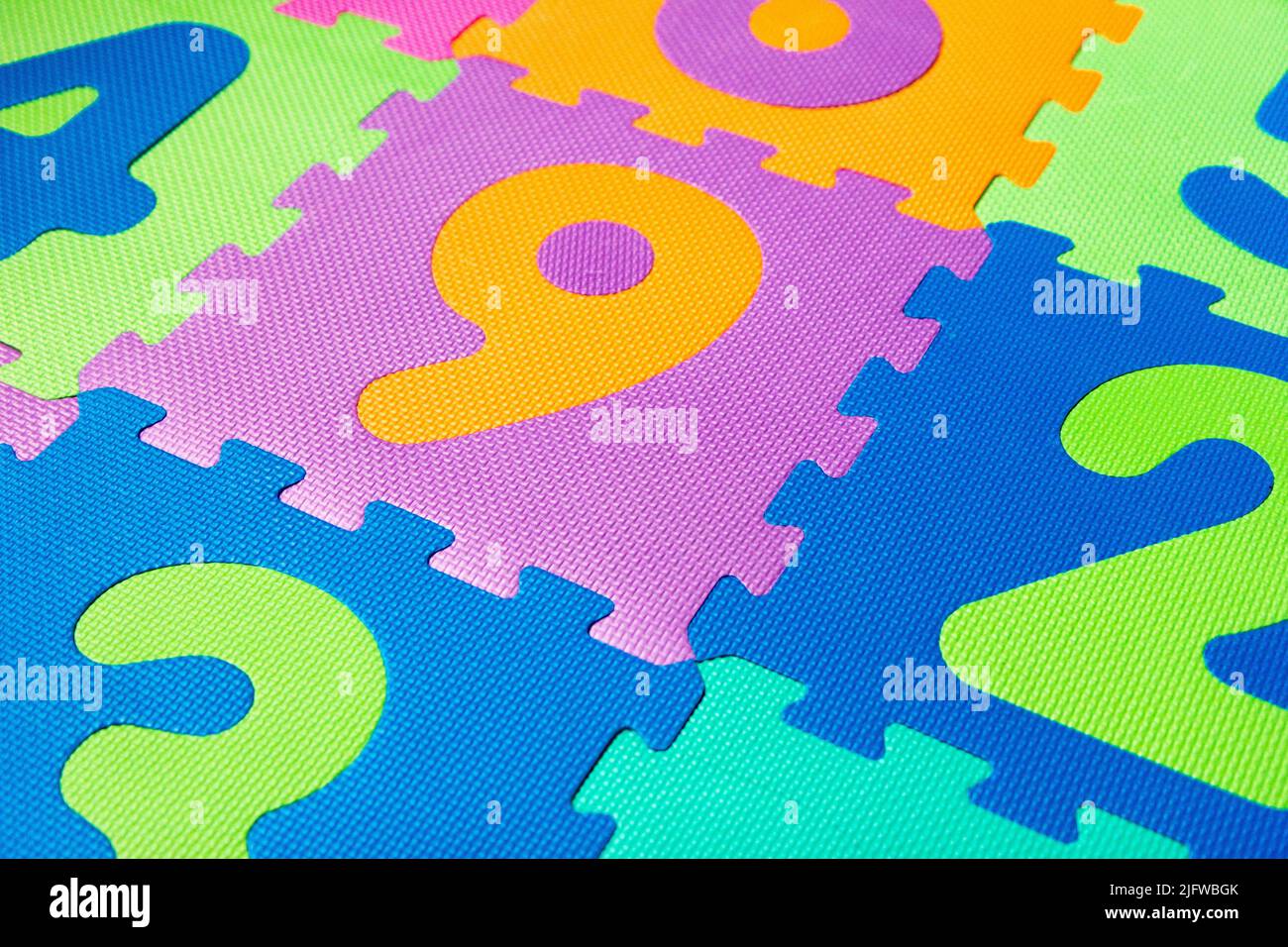 Bunte Zahl Schaum Puzzle-Matte für Kinder. Stockfoto
