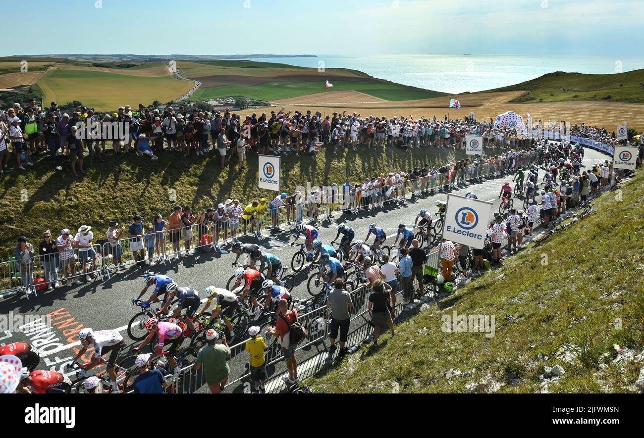 Calais, Frankreich,05. Juli 2022. Abbildung Aufnahme während der vierten Etappe des Radrennens der Tour de France, einem 171,5 km langen Rennen von Dunkerque nach Calais, Frankreich am Dienstag, den 05. Juli 2022. Die diesjährige Tour de France findet vom 01. Bis 24. Juli 2022 statt. BELGA FOTO DAVID STOCKMAN - UK OUT Stockfoto