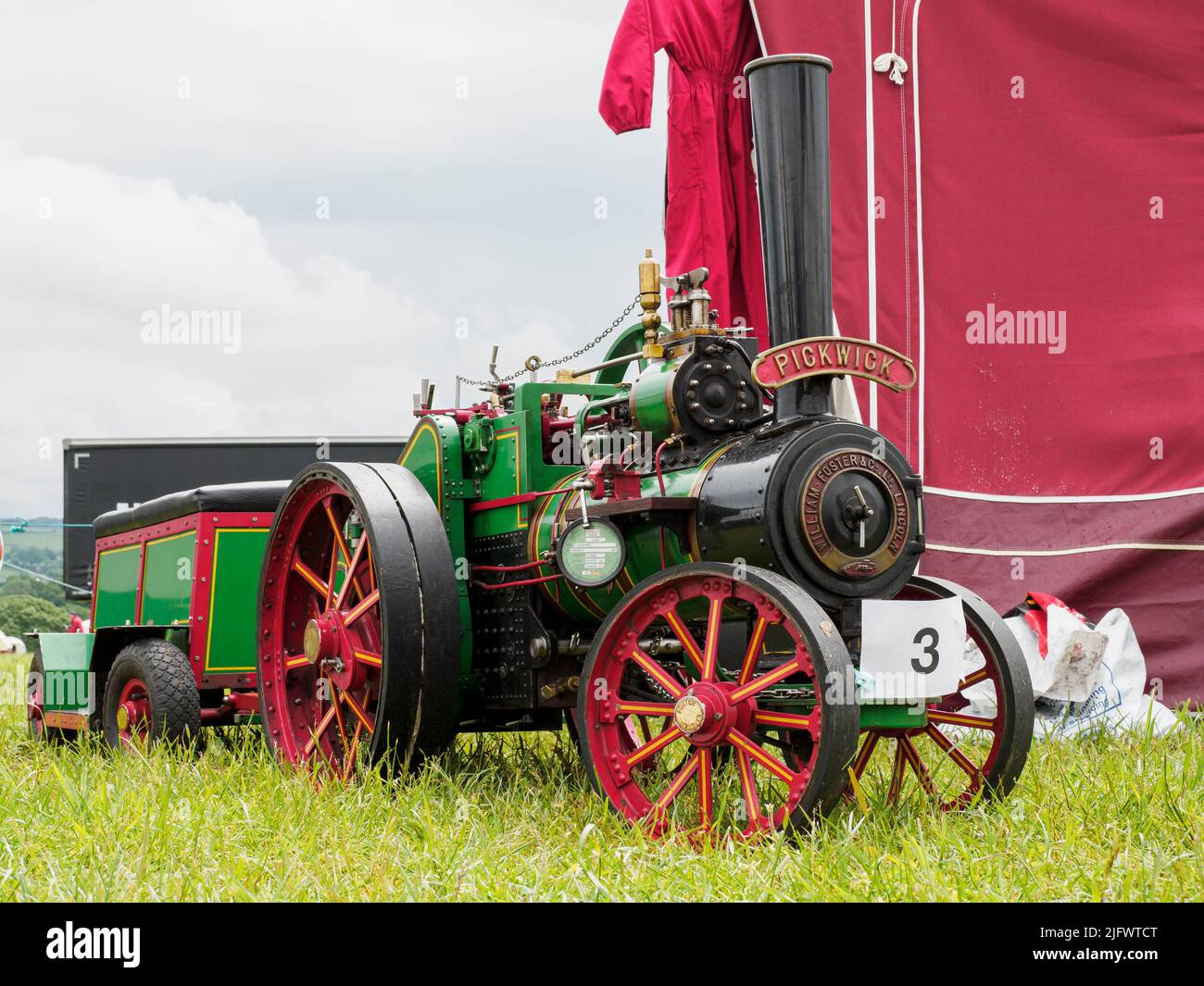 Modell im Maßstab 1:3, Foster Agricultural Traktionsmotor auf der Launceston Steam & Vintage Rally, Cornwall, Großbritannien Stockfoto