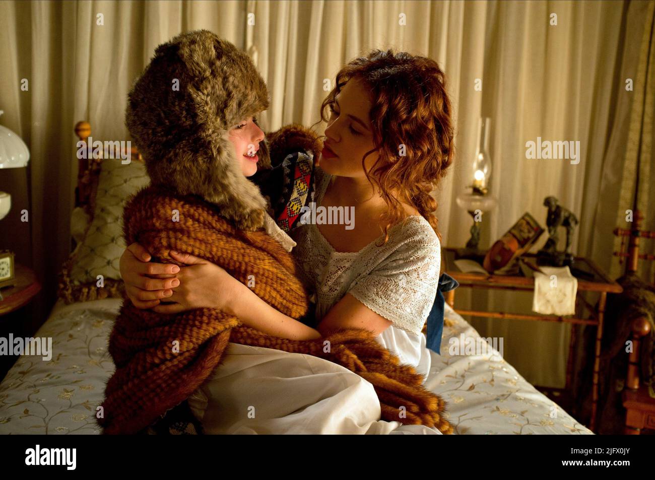 MCKAYLA TWIGGS, JESSICA BRAUN FINDLAY, Winter's Tale, 2014 Stockfoto