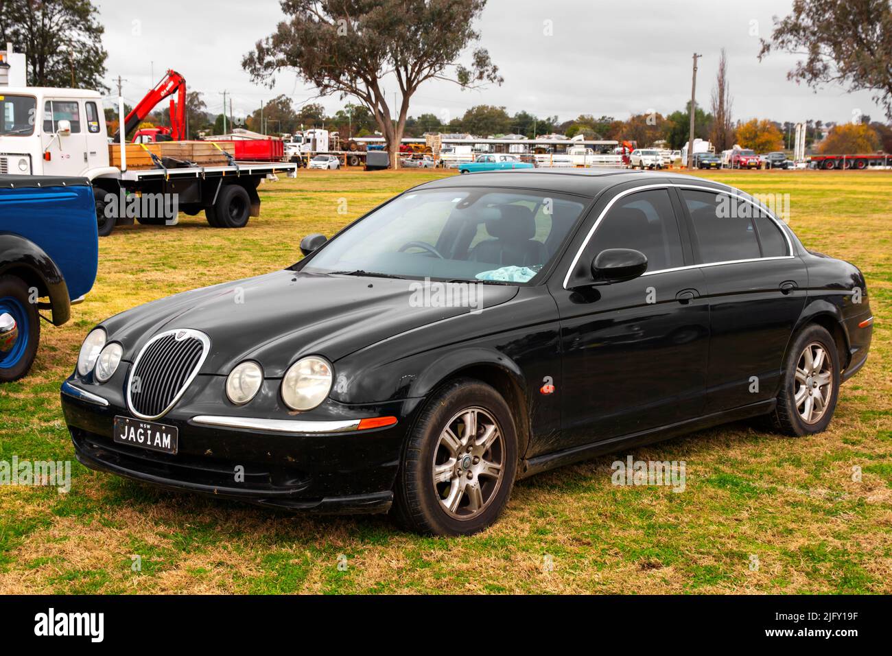 Viertürige Jaguar S-Limousine Stockfoto