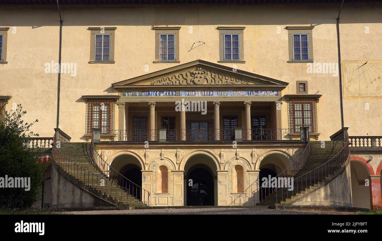 Der Haupteingang der Villa Ambra von Poggio a Caiano,Prato,Toskana,Italien Stockfoto