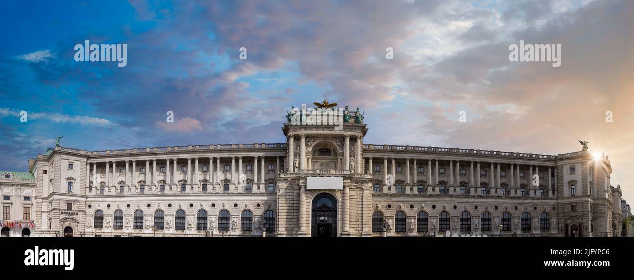 Österreich, Wien, die berühmte Hofburg und der Heldenplatz - Heldenplatz. Stockfoto