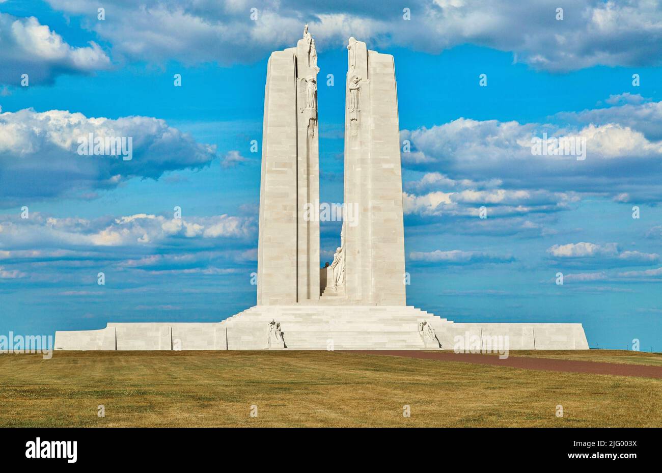 Das kanadische National Vimy Memorial in Nordfrankreich, ein Denkmal für 60000 Kanadier, die WW1 getötet oder vermisst wurden, Vimy, Pas de Calais, Frankreich, Europa Stockfoto
