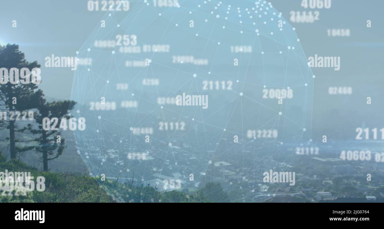 Bild von Datenverarbeitung und Globus von Verbindungen über das Stadtbild Stockfoto