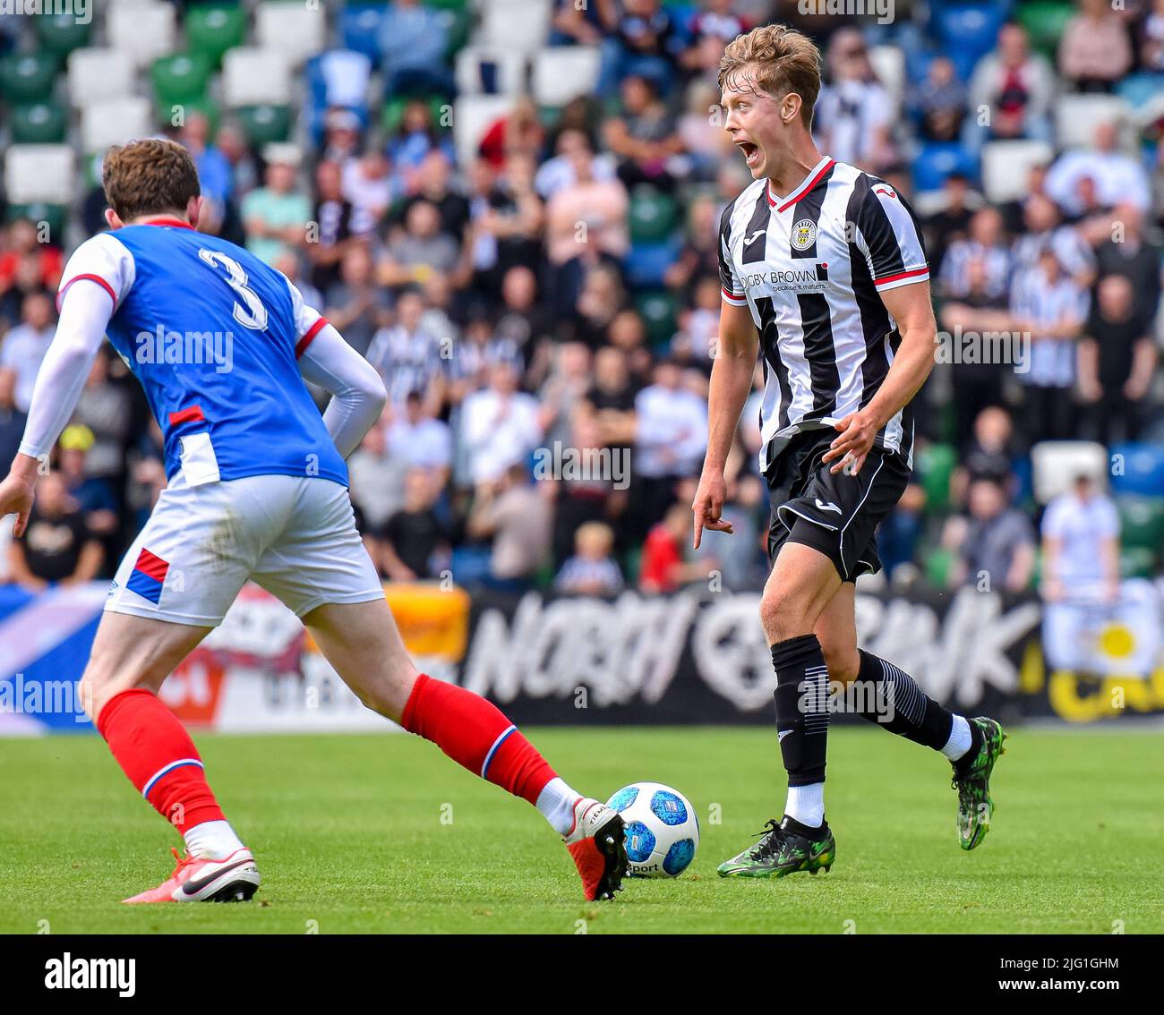 Linfield vs St Mirren, Samstag, 2.. Juli 2022, Windsor Park, Belfast Stockfoto