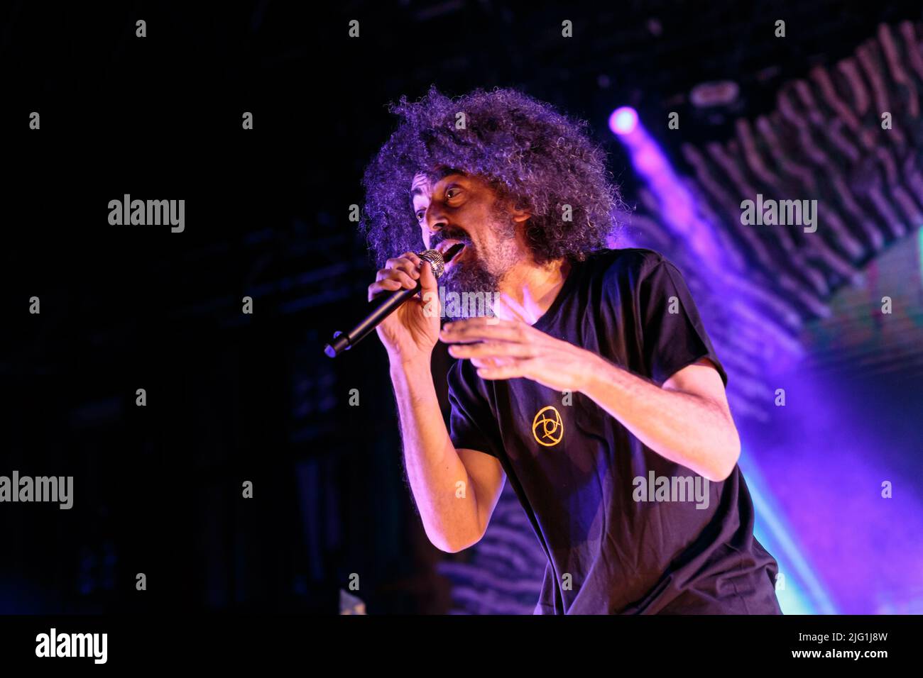 Der italienische Rapper Caparezza spielt live Exuvia Tour in Turin, Italien Stockfoto