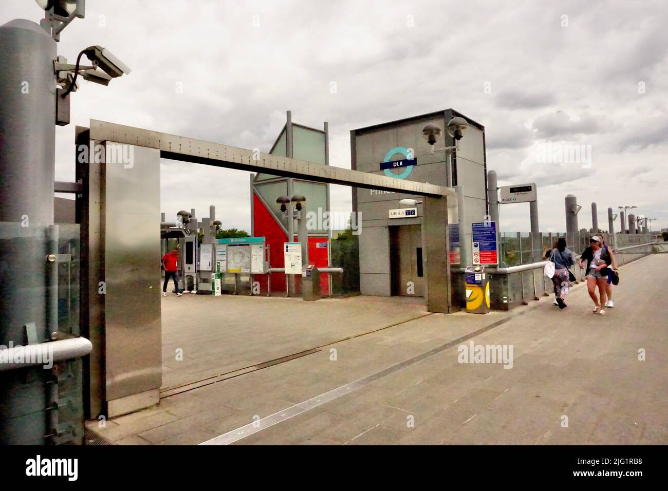 DLR-Bahnhof im Excel Center in Greenwich Stockfoto