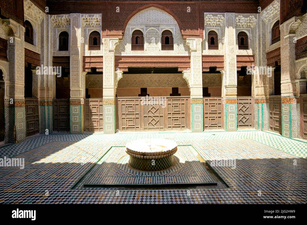 Marokko Meknes. Medersa Bou Inania Stockfoto
