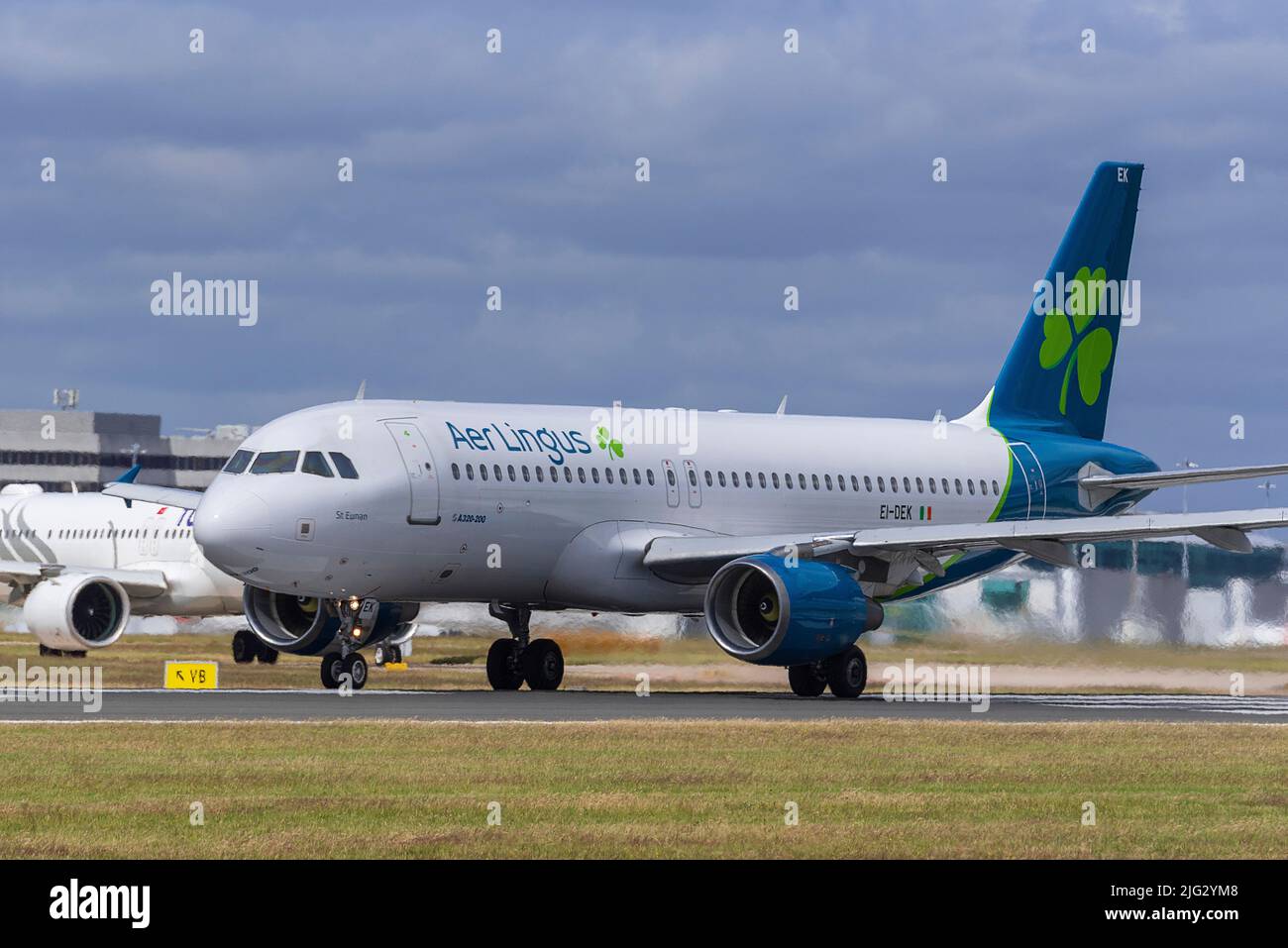 Aer Lingus Airbus A320-200 heißt St Eunan am Flughafen Manchester. Reg Ei-DEK. Stockfoto