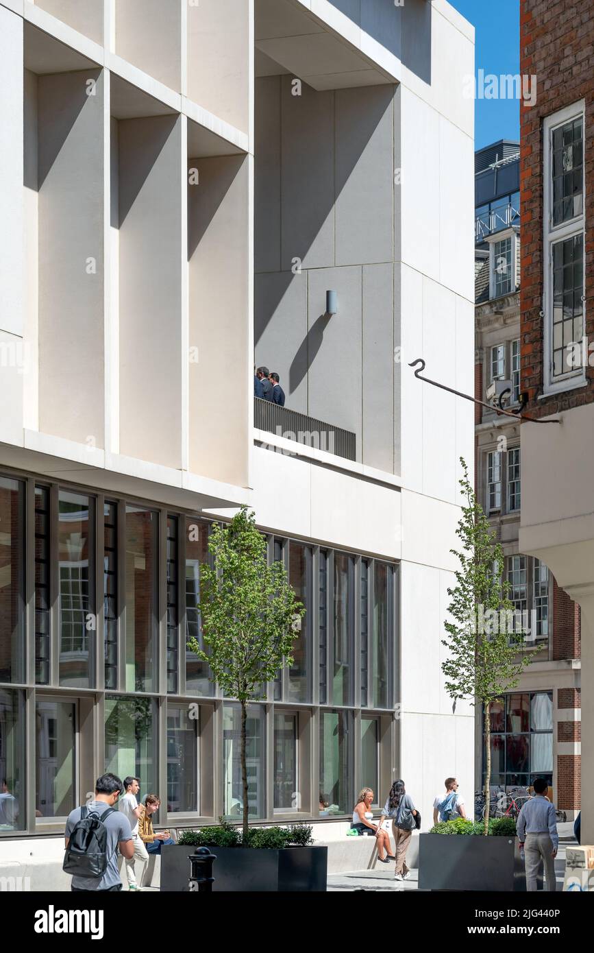 London, England, Großbritannien - Paul Marshall-Gebäude für die London School of Economics von Grafton Architects Stockfoto