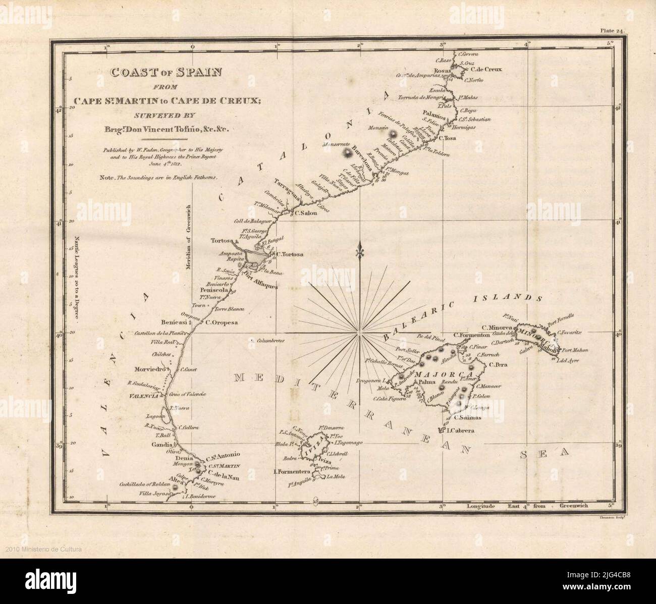 Küste von Spanien von Cape St. Martin bis Cape de Creux. Graduate Marins Netzwerk aus Meridianen und parallel bildenden Gittern auf See, ein 32-oberer Strahl mit Meridian-LIS des Ursprungs orientiert: Greenwich zeigt Sonden und Sandstrahlen Toponymie an der Küste Stockfoto